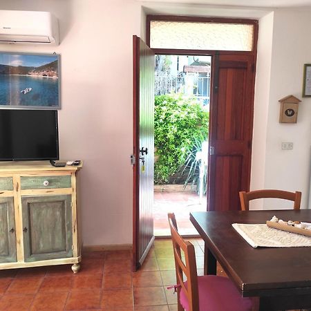 קאלה גונונה Casa Goletta Soggiorno Per 4 A 2 Minuti Dalla Spiaggia Iunq0334 מראה חיצוני תמונה
